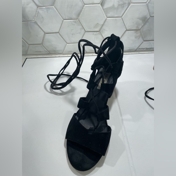 Steve Madden Woman’s Gladiator Lace Up Sandals Size 8 Black Suede Block Heel - Picture 6 of 10